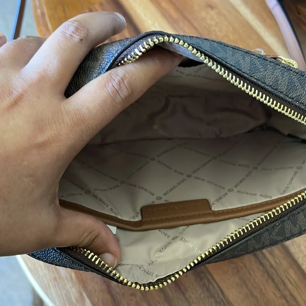 Micheal kors Jet Set Large Logo Crossbody Bag
